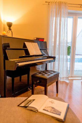 Φωτογραφία από το άλμπουμ του Holiday Home Mirela σε Studenci