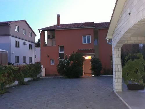 Edificio en el que se encuentra el apartamento