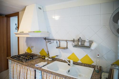 Kuchyňa alebo kuchynka v ubytovaní Zagarella House