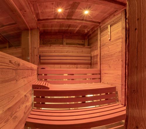 Imagen de la galería de Appartement Zillertal Klee mit Restaurant KleemenTine, en Ried im Zillertal