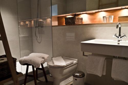 Un baño de Speicher7 Hotel