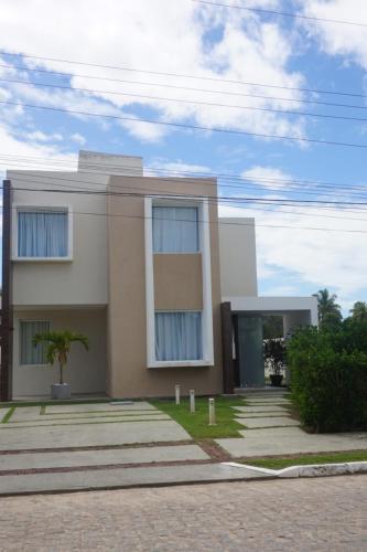 Hibiscus Casa Condomínio com Piscina