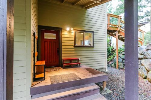 Fotografie z fotogalerie ubytování The Cabin at Oak Bay v destinaci Port Ludlow