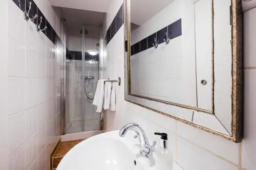 Les Précieuses Suites & Spa I photo 23