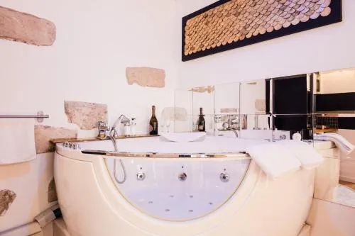 Les Précieuses Suites & Spa I photo 5