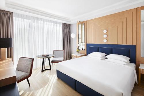 Katil atau katil-katil dalam bilik di Grand Hyatt Athens