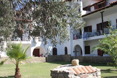 Gallery image of Vour 52 in Vourvourou