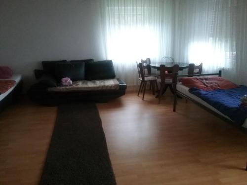 Cama o camas de una habitación en Pension Ehringshausen