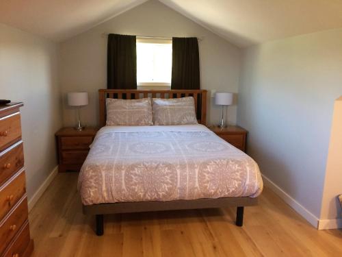 En eller flere senge i et værelse på D'Angelo Winery Farm House