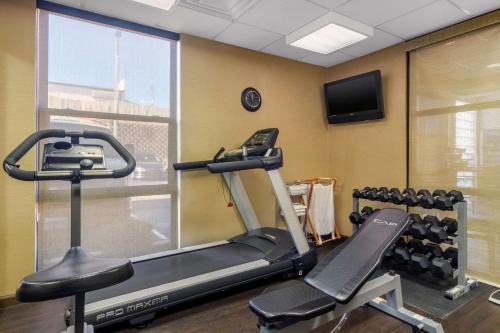 Γυμναστήριο ή/και όργανα γυμναστικής στο Comfort Inn & Suites LaGrange East