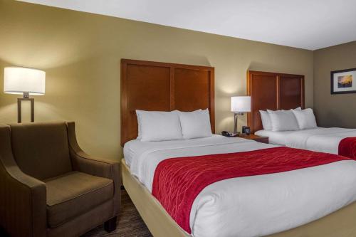 Ένα ή περισσότερα κρεβάτια σε δωμάτιο στο Comfort Inn & Suites LaGrange East