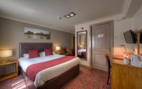 The Elms Hotel