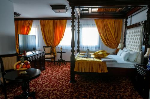 Postel nebo postele na pokoji v ubytování Hotel Zlatarski Zlatnik
