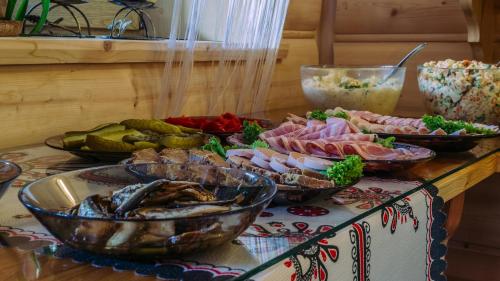 Еда / где поесть недалеко от курортного отеля