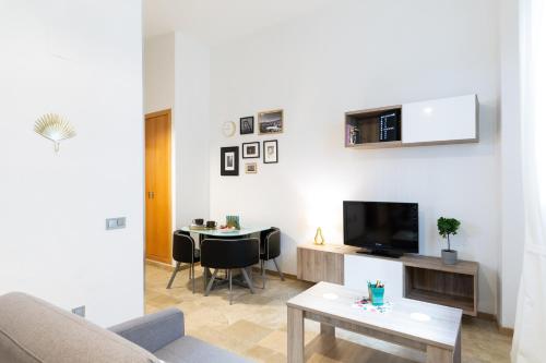 Del Parque Flats - Peña