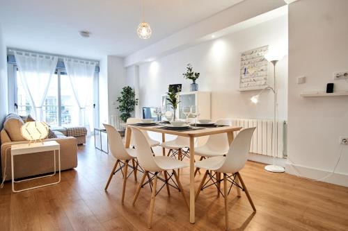 Virgen del Valle Deluxe Suite by Valcambre