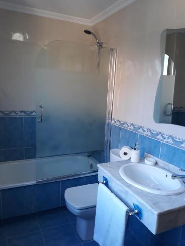 Gallery image of Piso de 3 Dormitorios en Noalla (Sanxenxo) in Noalla