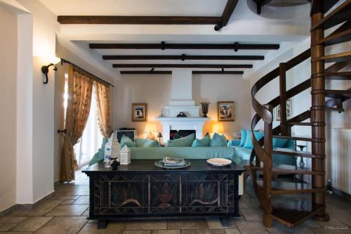 En eller flere senger på et rom på Imerolia Beach Villa Kassiopi Corfu