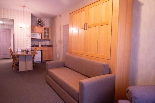 Kuchyň nebo kuchyňský kout v ubytování Essenhaus Inn & Conf. Center
