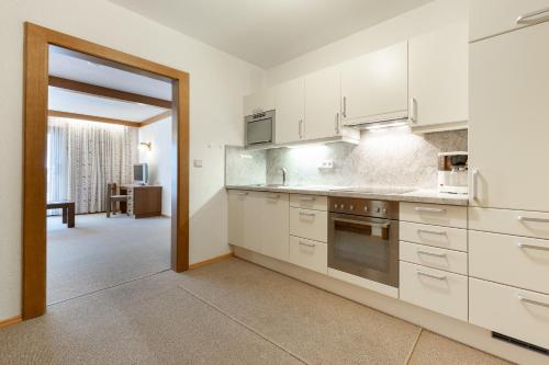 Una cocina o cocineta en Frühstückspension-Appartementhaus Wasserer