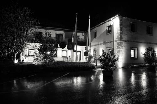 Fotografia z galérie ubytovania Schlosstaverne Thannhausen v destinácii Weiz
