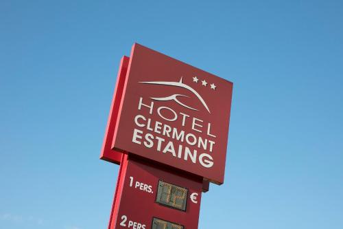 a sign for the hotel element leasing at Hotel Clermont Estaing in Clermont-Ferrand