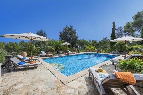 Can Punxa Dalt - Traditional Villa with Heatable Pool