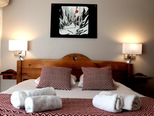 Cama o camas de una habitación en The Originals Annemasse Sud - Porte de Genève
