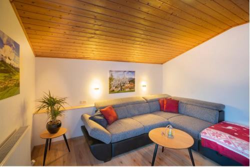 Apartments M&M Göpplerbauerにあるシーティングエリア