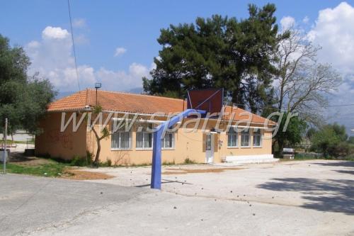 Το κτήριο όπου στεγάζεται  το διαμέρισμα