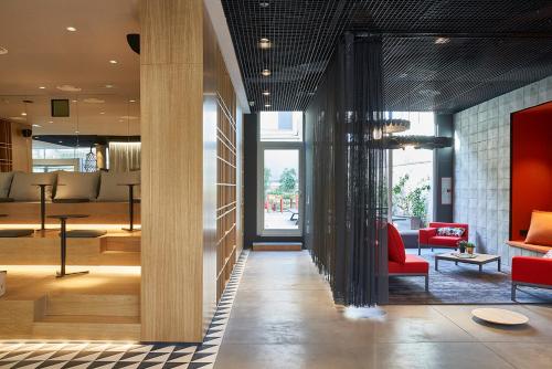 Гостиная зона в Ibis Barcelona Plaza Glòries 22@