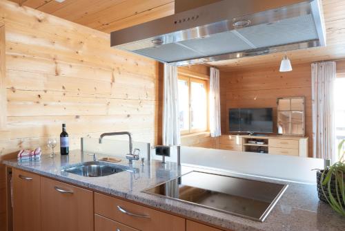 Kuchyň nebo kuchyňský kout v ubytování Ferienhaus Berghalde