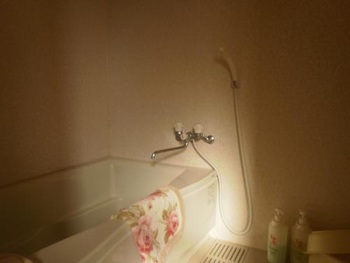 Koupelna v ubytování Kakiya Ryokan