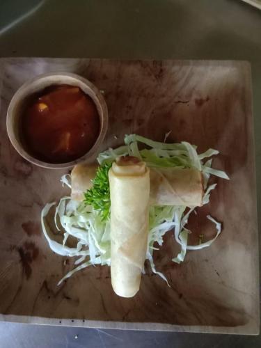 Makanan di atau berdekatan vila ini