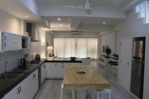 Dapur atau dapur kecil di Isara Khao Lak