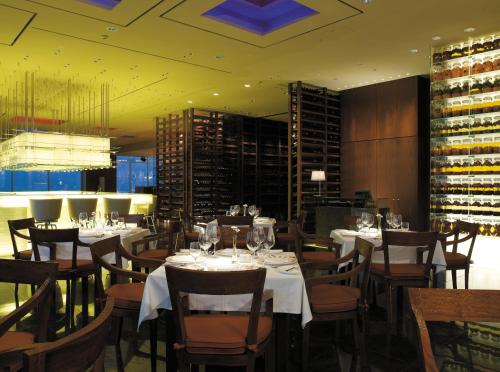 Restaurace v ubytování Ramada Plaza by Wyndham Gwangju