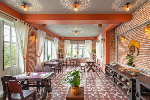 Gallery image of Blooms Boutique Village in Hoi An