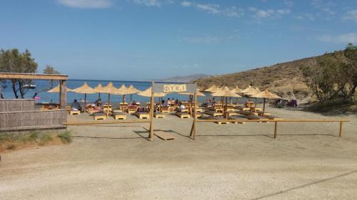 Gallery image of Drosoulites in Agios Ioannis Tinos
