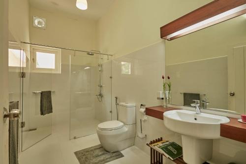 Ένα μπάνιο στο CLAVERTON by Ceylon Bungalows