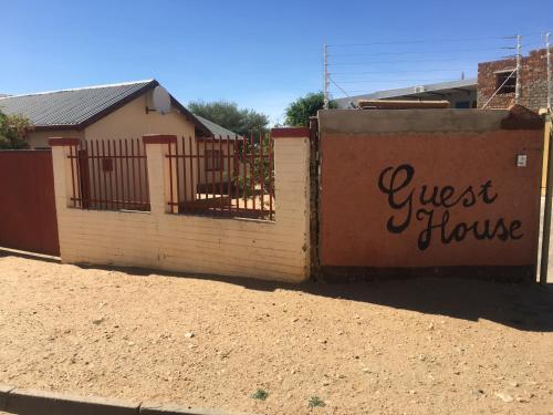 Gallery image of Pandeinge in Windhoek