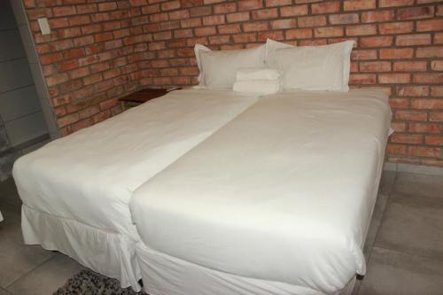 Gallery image of Pandeinge in Windhoek