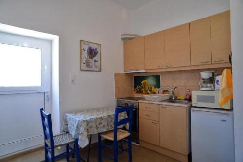 Afbeelding uit fotogalerij van Katerina Rooms & Studios in Palekastron