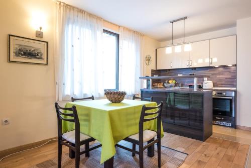 Gallery image of Mountain Escape Bansko 1BR apartment in Bansko