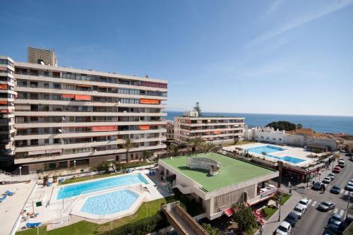 Nogalera 110 City central 3 seasonal pools with bar