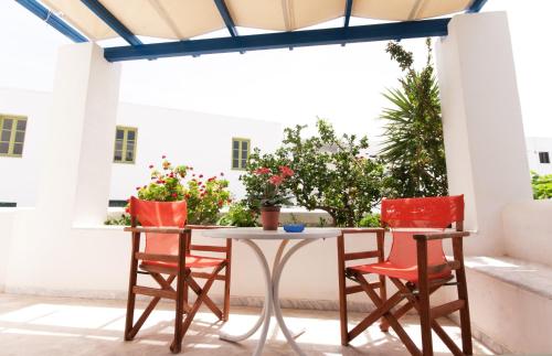 Gallery image of Angeliki's Studios Paros in Parikia