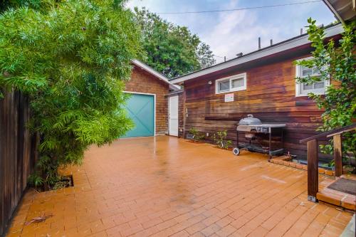 A Touch of Cape Cod in West Hollywood photo 14