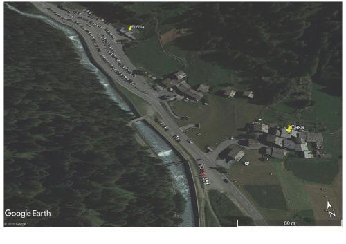 an overhead view of a road next to the ocean at Alle pendici del Monte Rosa in Champoluc