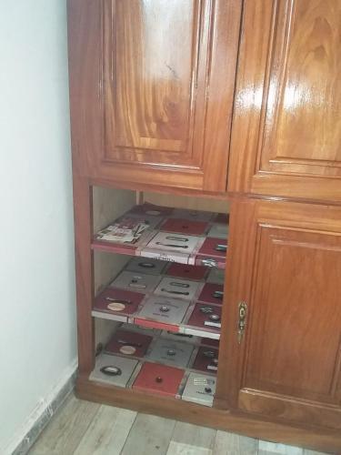 Φωτογραφία από το άλμπουμ του LOGEMENT DE 2 SYMPATIQUES PIECES σε Ouakam
