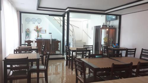 Restaurant ou autre lieu de restauration dans l'établissement Adams View Hotel