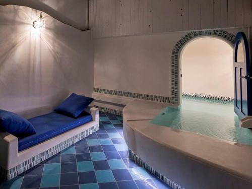 Bazén v ubytování Hotel Sea Shell nebo v jeho okolí